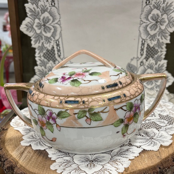 Antique Japanese hand-painted porcelain biscuit or cracker jar Nippon